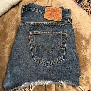 Levi’s 501 cut off shorts